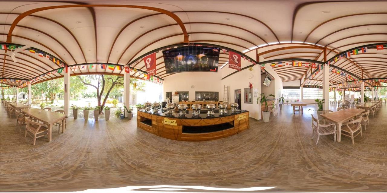 Nivadoo Resort Sigiriya Exterior foto 360° panorama of the cafeteria at the University of Novi Sad